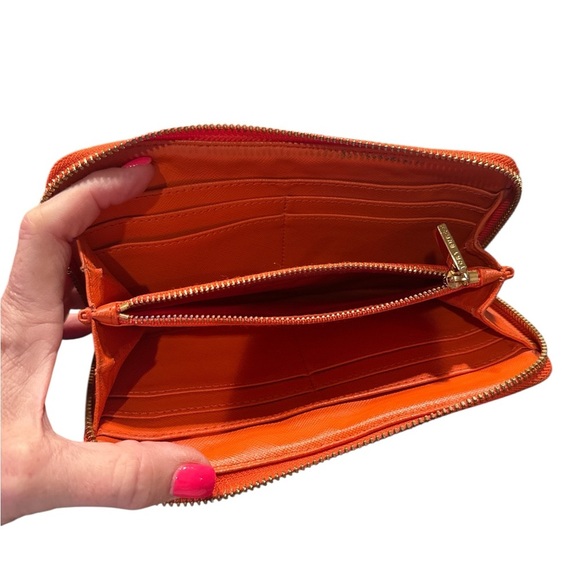Tory Burch Orange Wallet - Picture 3 of 4